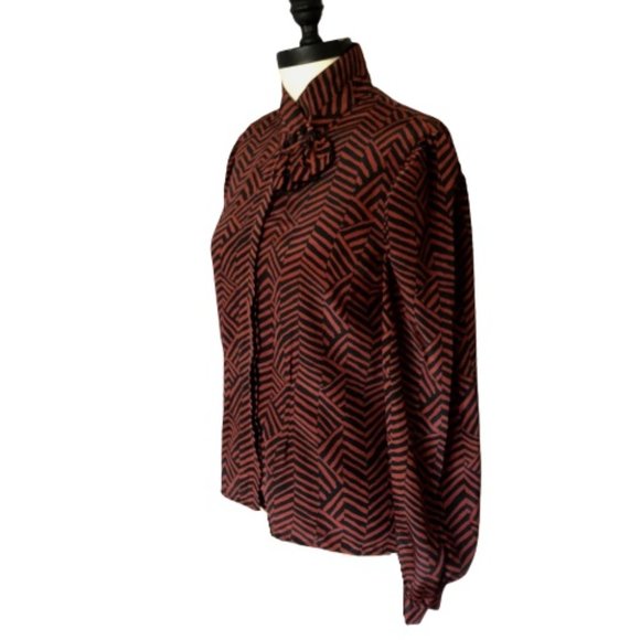 Vtg Geometric Puff Sleeve Ruffle Tab Patterned Top - Picture 6 of 15